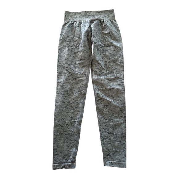 NWOT NVGTN Grey Digital Seamless Legging Sz S High Waist Flattering Sold Out - Picture 6 of 7